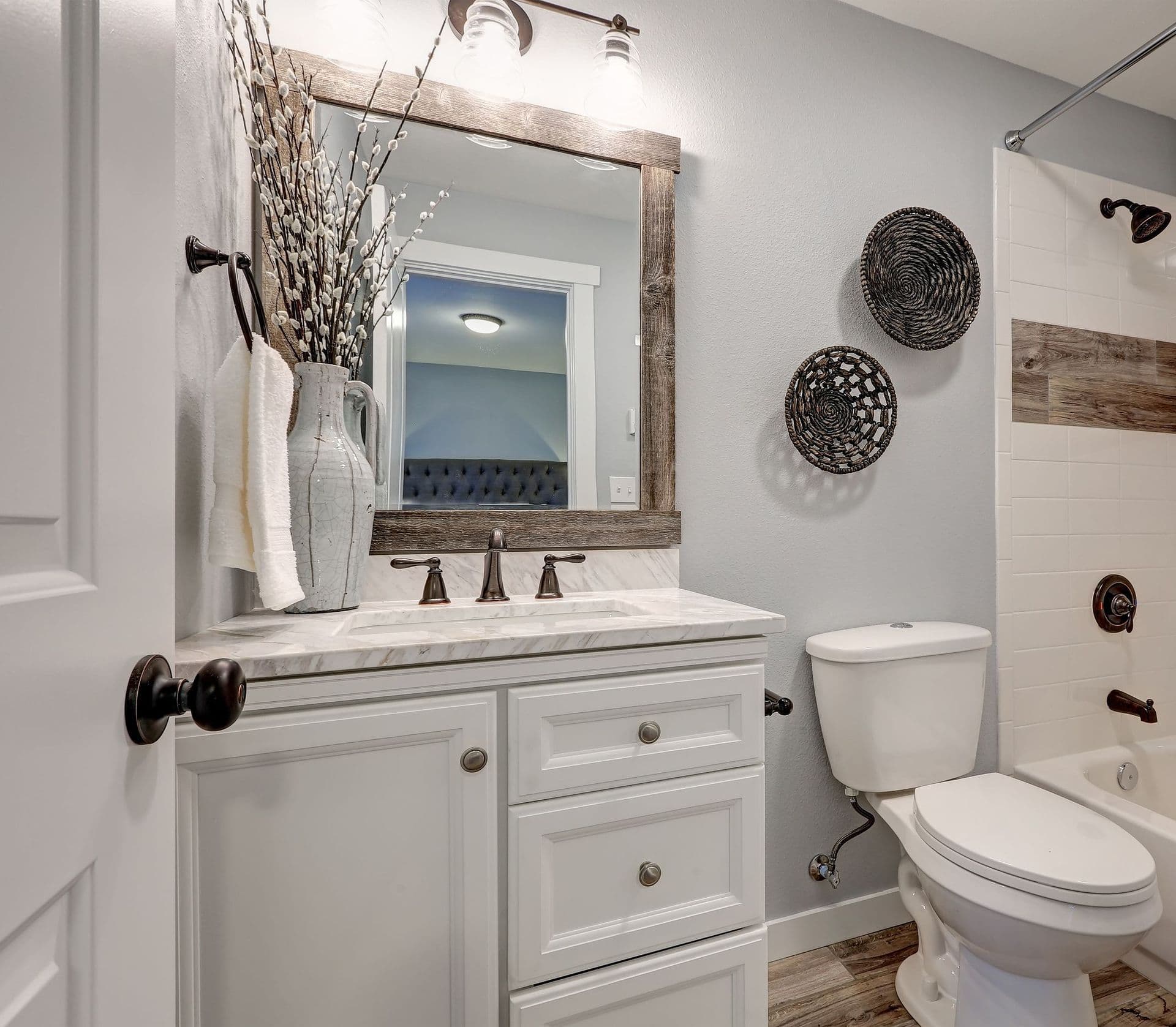 bathroom vanity